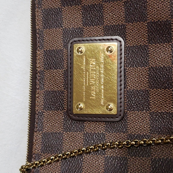 Louis Vuitton Eva Clutch - Picture 2 of 8